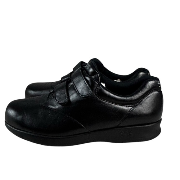 SAS Womens's Me Too Black Leather Shoes Velcro Strap Closure Size 8 Workwear - Picture 1 of 11